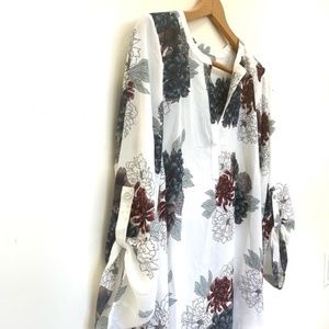 Daniel Rainn Women’s split neck 3/4 Sleeve Blouse - White/Navy/Wine - Size XL